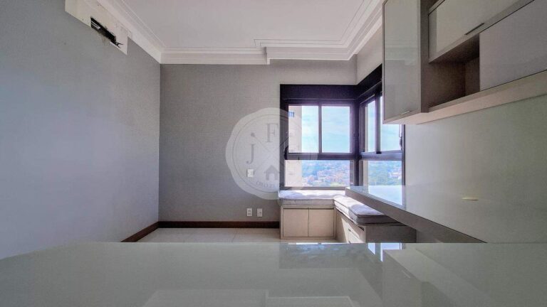 Apartamento à venda no Bosque das Juritis: