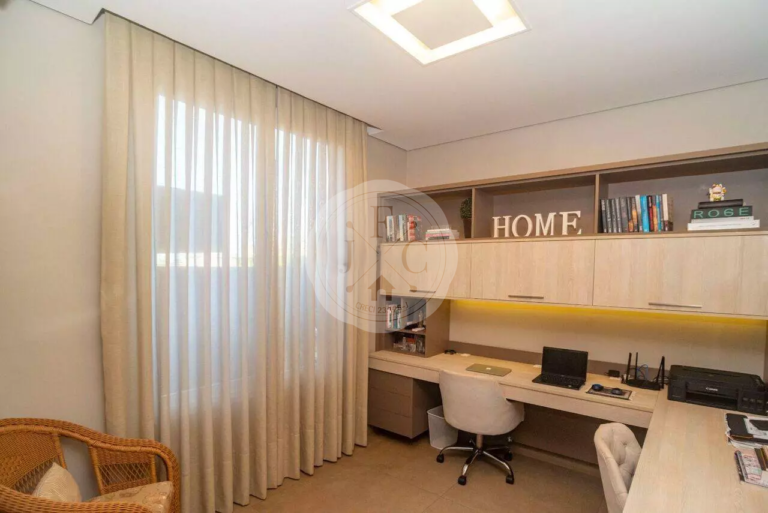 Casa em Condomínio à venda no Residencial e Empresarial Alphaville: