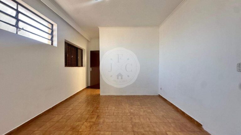 Casa Comercial para aluguel no Centro: