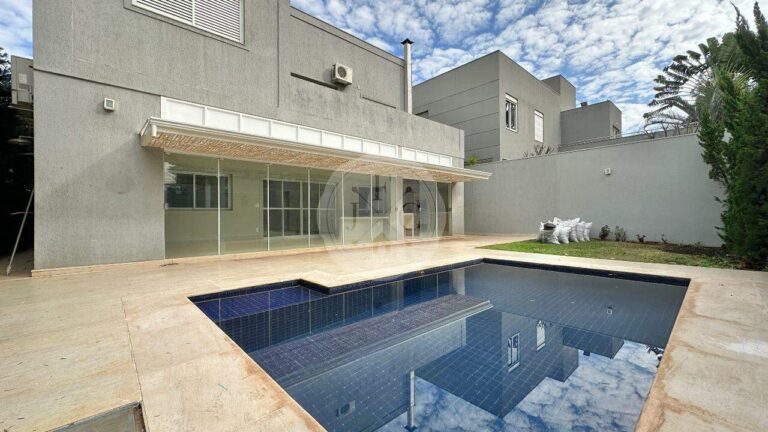 Casa em Condomínio à venda no Jardim Botânico: