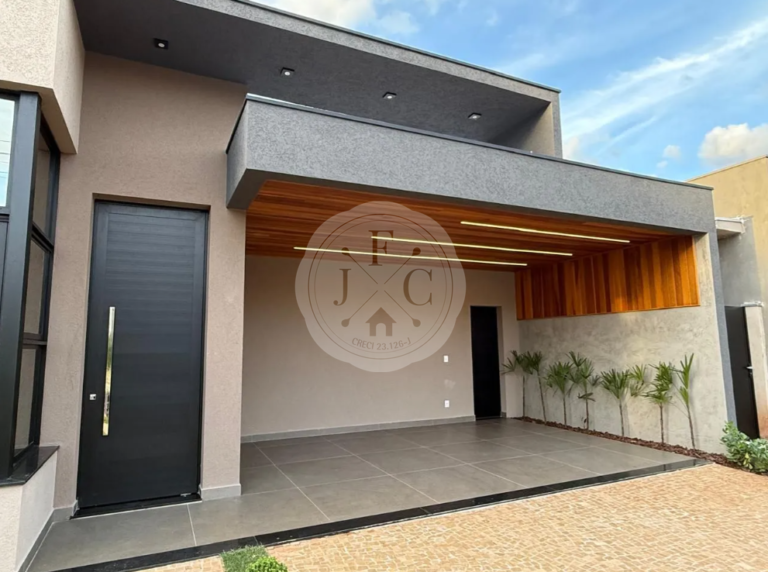 Casa em Condomínio à venda no Vila do Golfe: