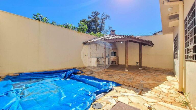 Casa à venda no Jardim Paulistano: