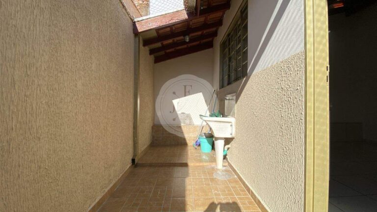 Casa para aluguel no Vila Seixas: