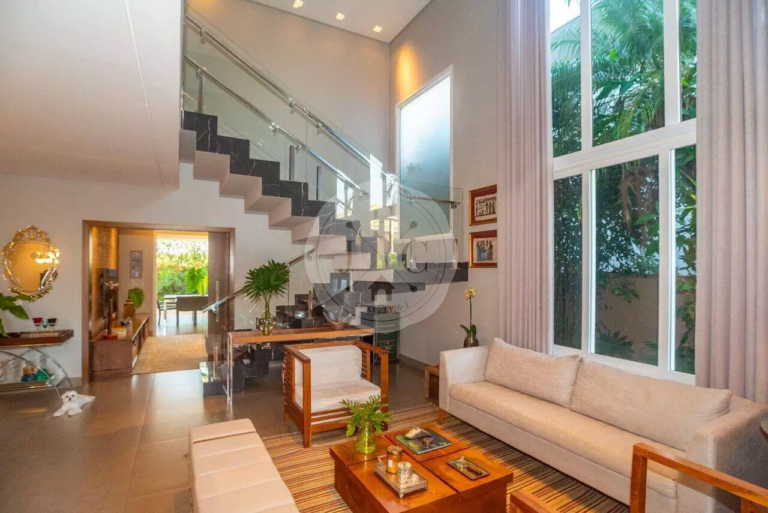 Casa em Condomínio à venda no Residencial e Empresarial Alphaville: