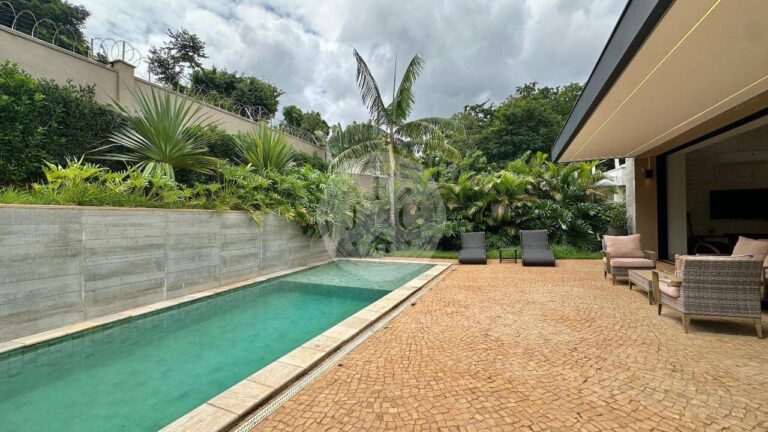Casa em Condomínio para aluguel no Residencial e Empresarial Alphaville: