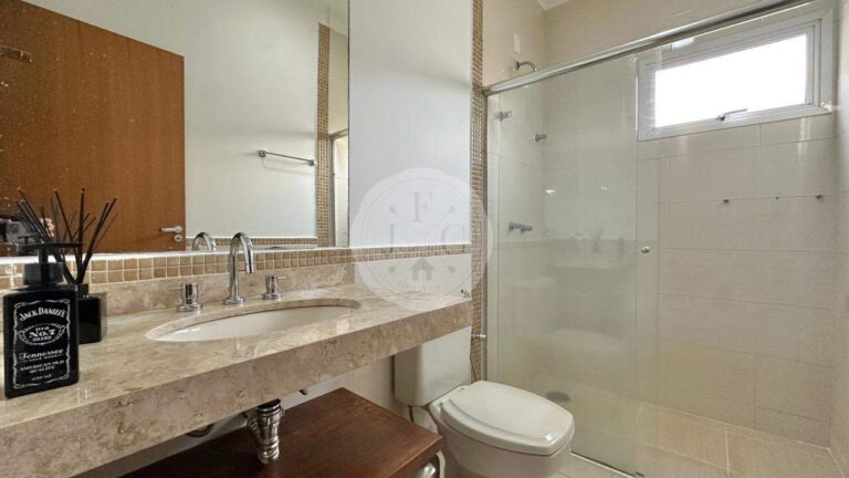 Casa em Condomínio à venda no Jardim Botânico: