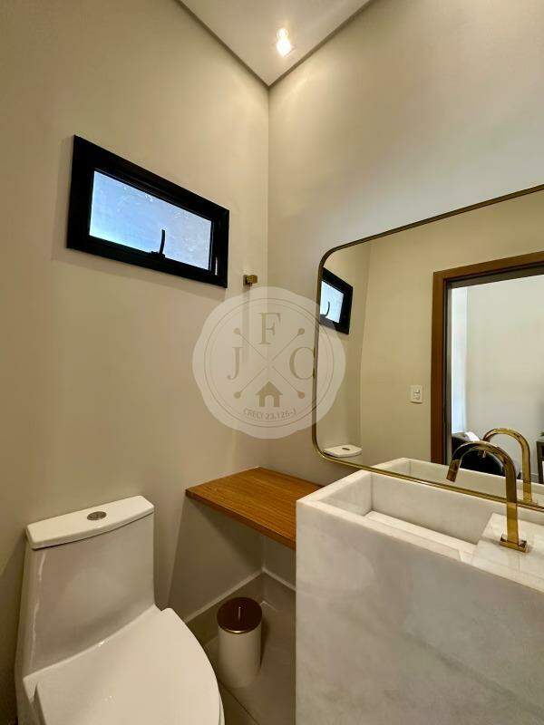 Casa em Condomínio à venda no Quinta da Mata: