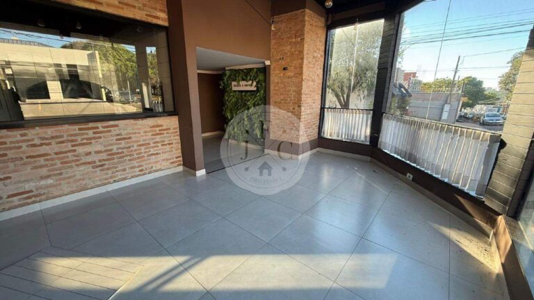 Casa Comercial para aluguel no Jardim América: