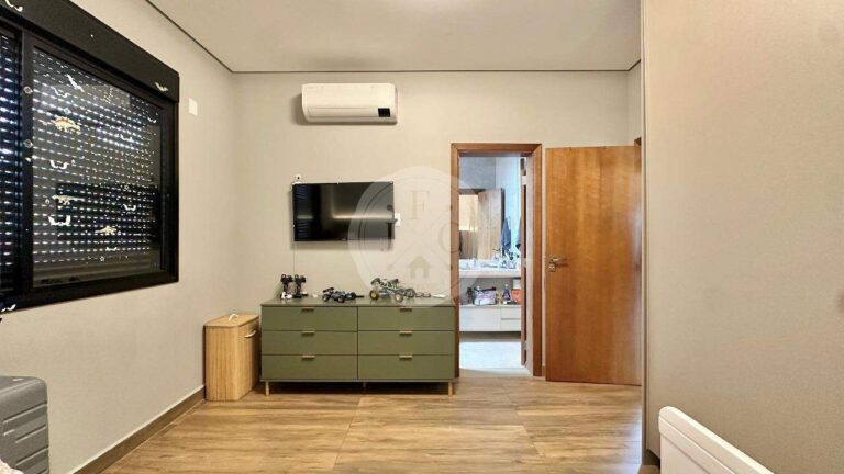 Casa em Condomínio para aluguel no Residencial e Empresarial Alphaville: