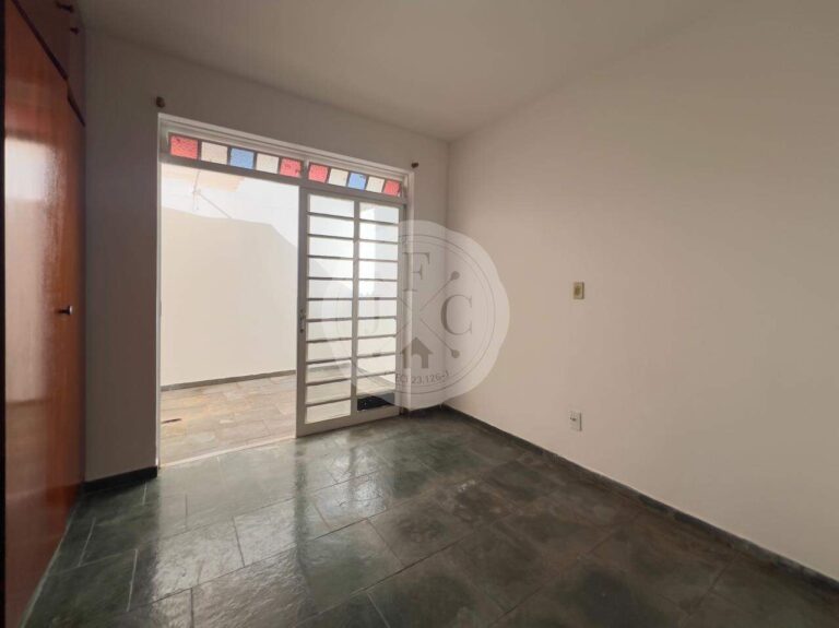 Apartamento à venda no Condomínio Itamaraty:
