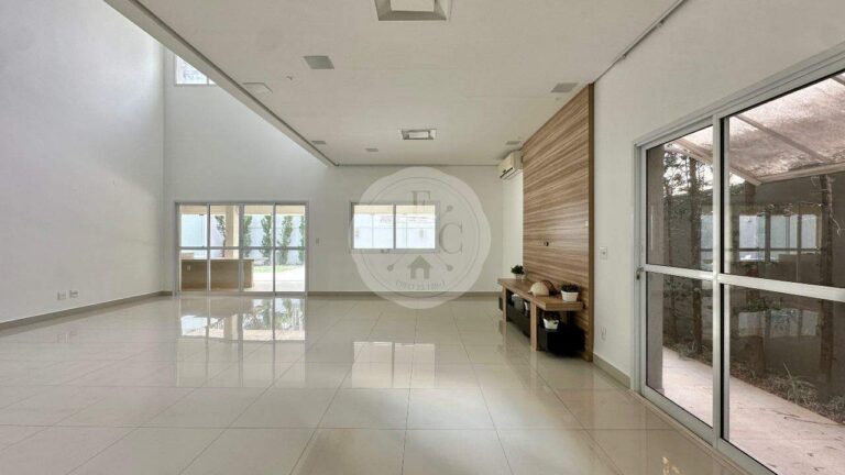 Casa em Condomínio à venda no Jardim Botânico: