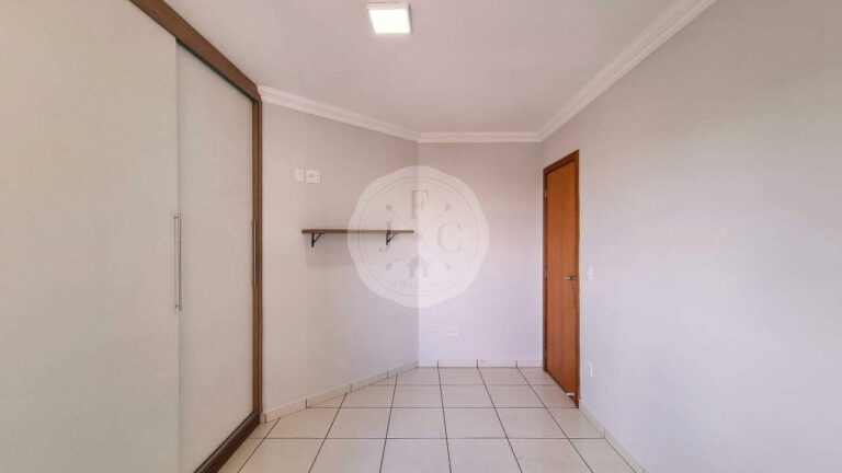 Apartamento à venda no Parque Industrial Lagoinha: