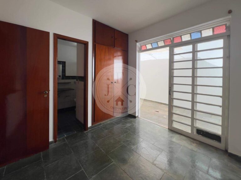 Apartamento à venda no Condomínio Itamaraty: