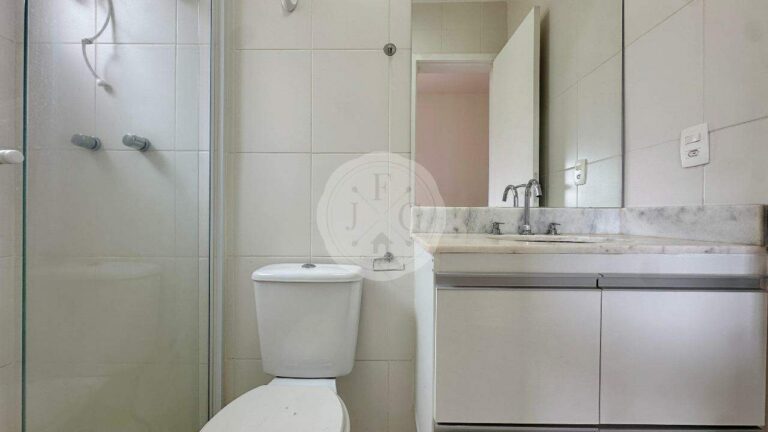 Casa em Condomínio à venda no Vila do Golfe: