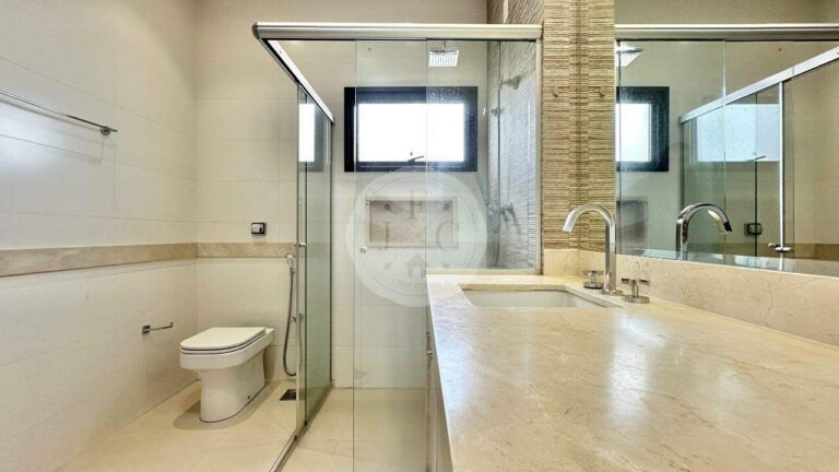 Casa em Condomínio à venda no Jardim Botânico: