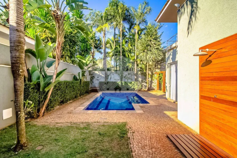 Casa em Condomínio para aluguel no Jardim Botânico: