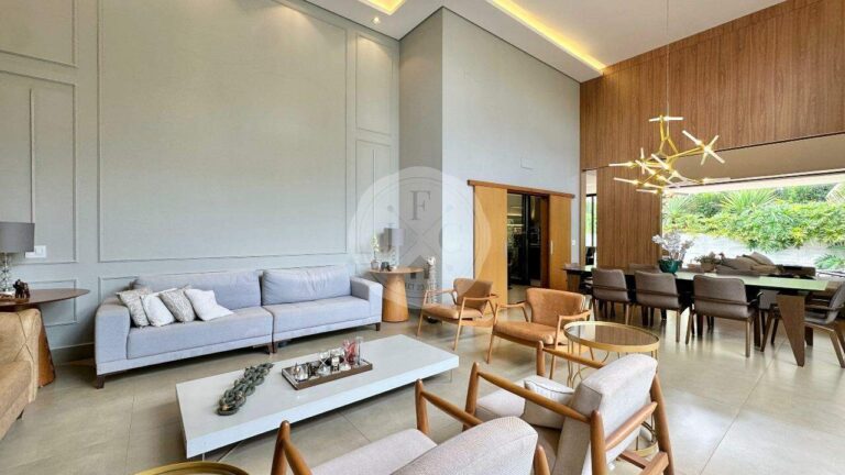 Casa em Condomínio para aluguel no Residencial e Empresarial Alphaville: