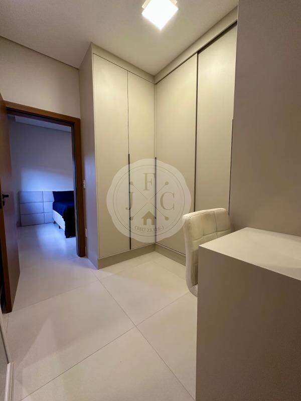 Casa em Condomínio à venda no Quinta da Mata: