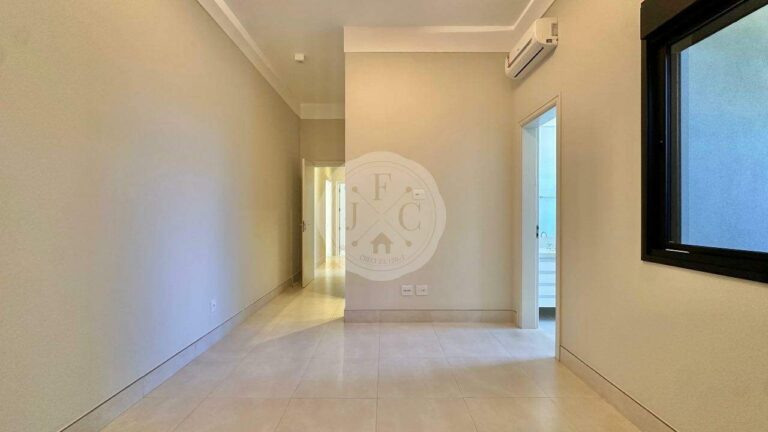 Casa em Condomínio à venda no Condomínio Guaporé: