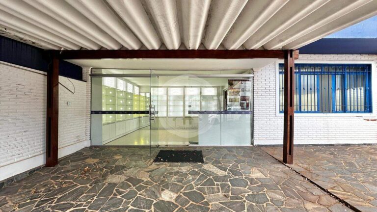 Casa Comercial para aluguel no Jardim São Luiz:
