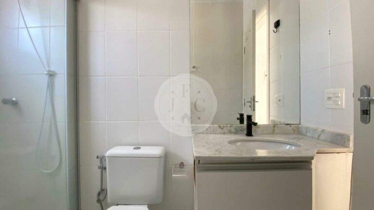 Casa em Condomínio para aluguel no Vila do Golfe: