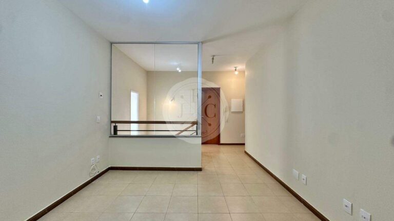 Casa em Condomínio para aluguel no Recreio das Acácias: