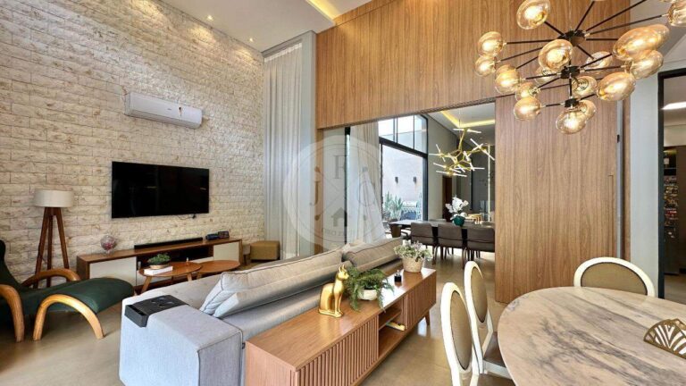 Casa em Condomínio para aluguel no Residencial e Empresarial Alphaville: