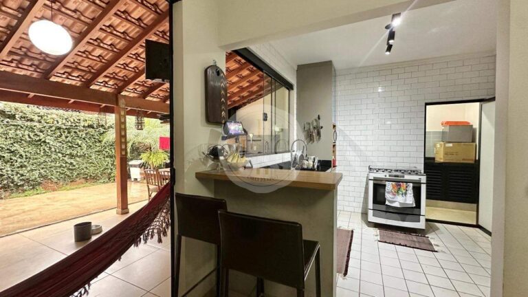 Casa em Condomínio à venda no City Ribeirão: