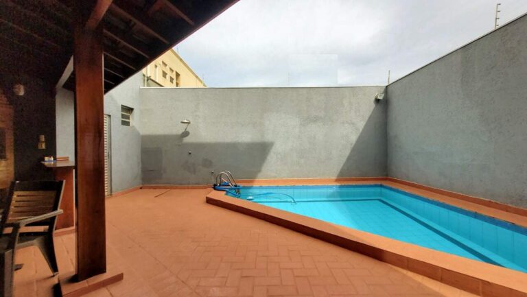 Casa Comercial à venda no Alto da Boa Vista: