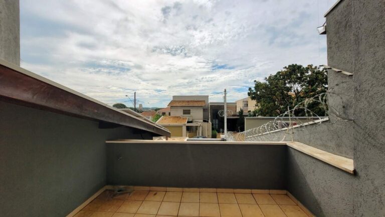 Casa Comercial à venda no Alto da Boa Vista: