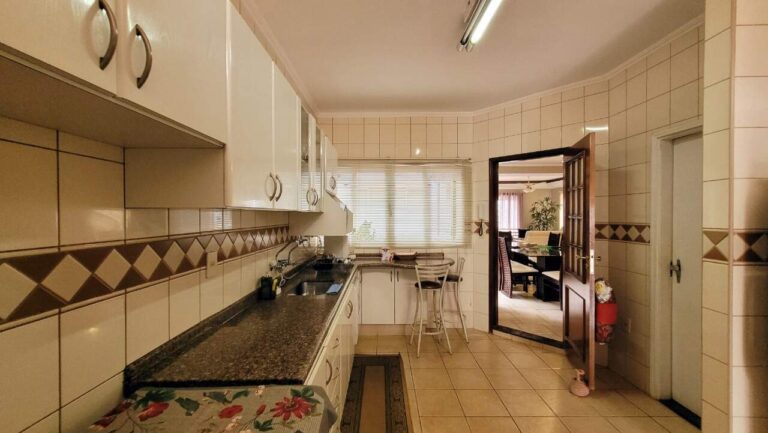Casa Comercial à venda no Alto da Boa Vista: