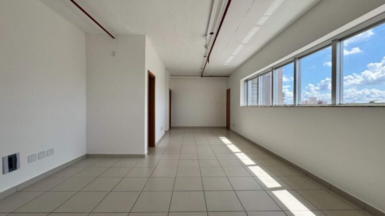 Sala Comercial à venda no Jardim Botânico: