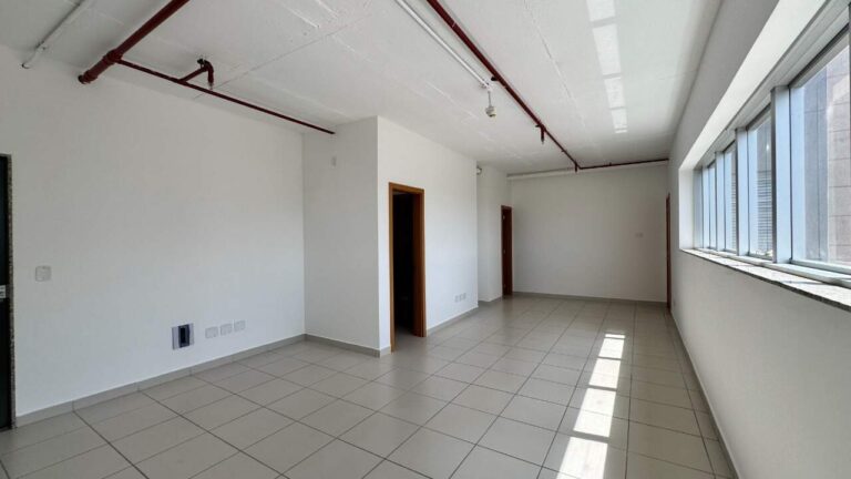Sala Comercial à venda no Jardim Botânico: