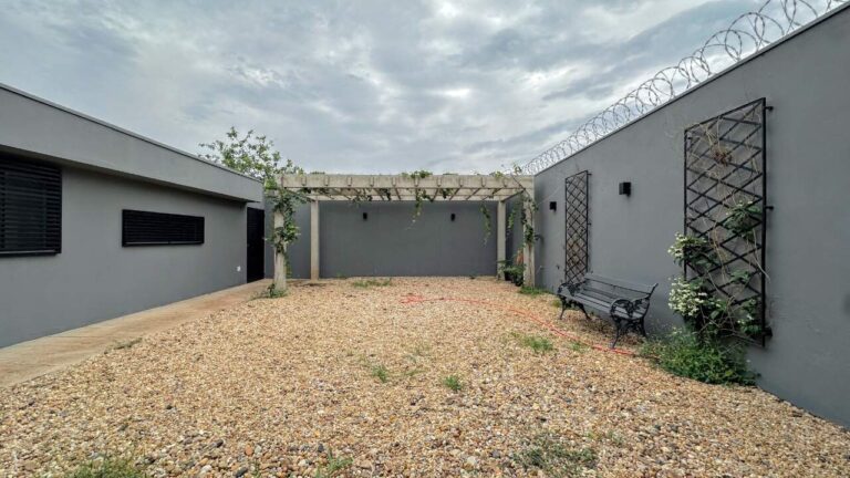 Casa Comercial para aluguel no Jardim Sumaré: