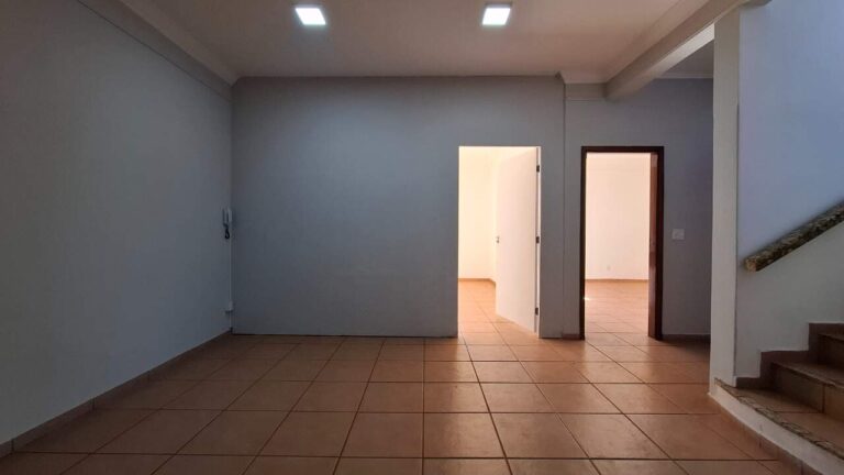 Casa para aluguel no Alto da Boa Vista: