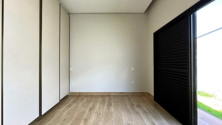 Casa em Condomínio para aluguel no Residencial e Empresarial Alphaville: su te 2