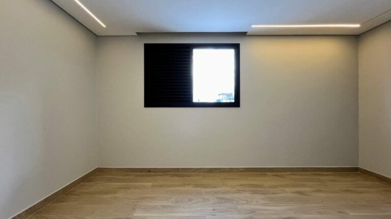 Casa em Condomínio para aluguel no Residencial e Empresarial Alphaville: su te 4