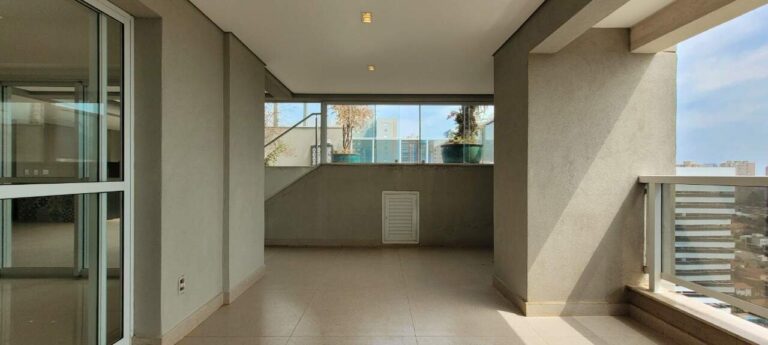 Apartamento à venda no Jardim Botânico: sacada