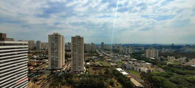 Apartamento à venda no Jardim Botânico: vista da sacada