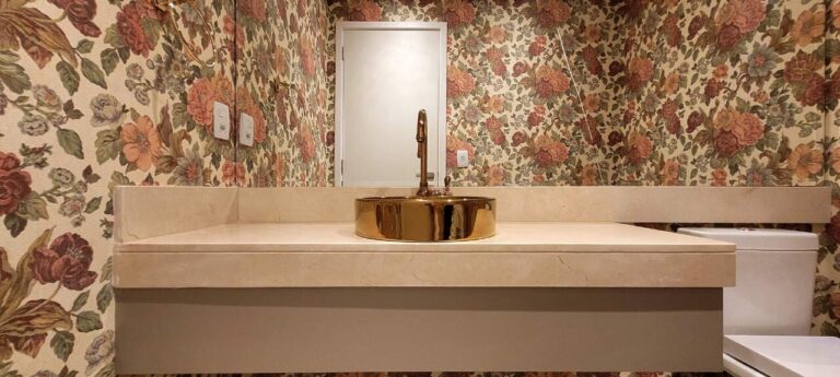Apartamento à venda no Jardim Botânico: lavabo