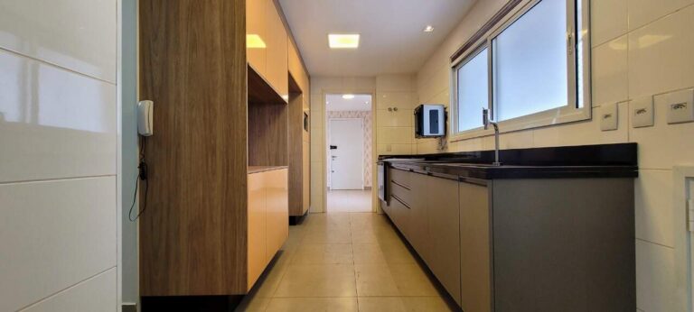 Apartamento à venda no Jardim Botânico: cozinha