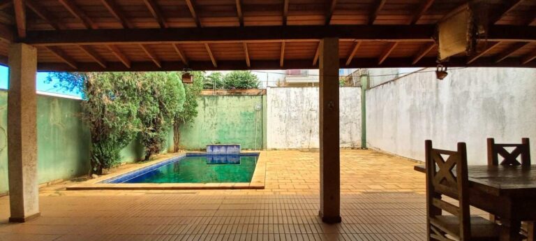 Casa em Condomínio à venda no Jardim Botânico: varanda gourmet