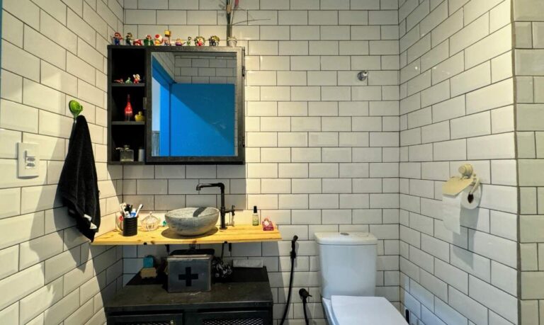 Apartamento Térreo à venda no Jardim Irajá: banheiro social