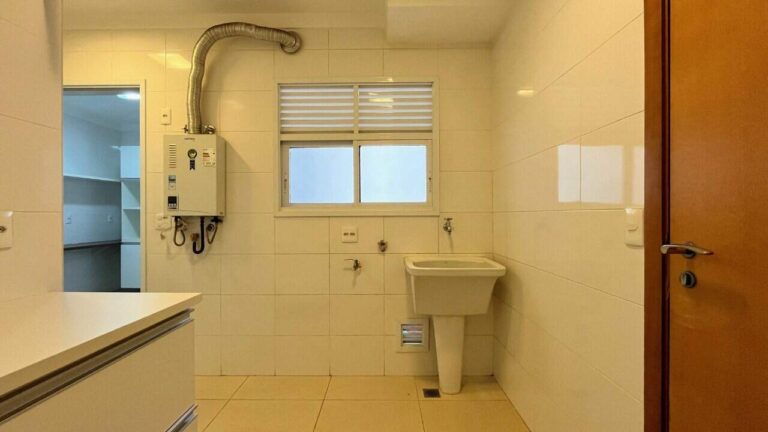 Apartamento para aluguel no Jardim Nova Aliança Sul: area de serviço