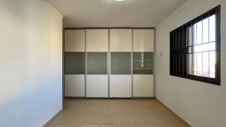 Apartamento para aluguel no Jardim Irajá: Su te