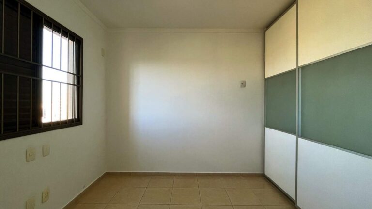 Apartamento para aluguel no Jardim Irajá: Dormit rio 3