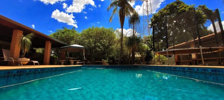 Casa para aluguel no Alto da Boa Vista: Piscina