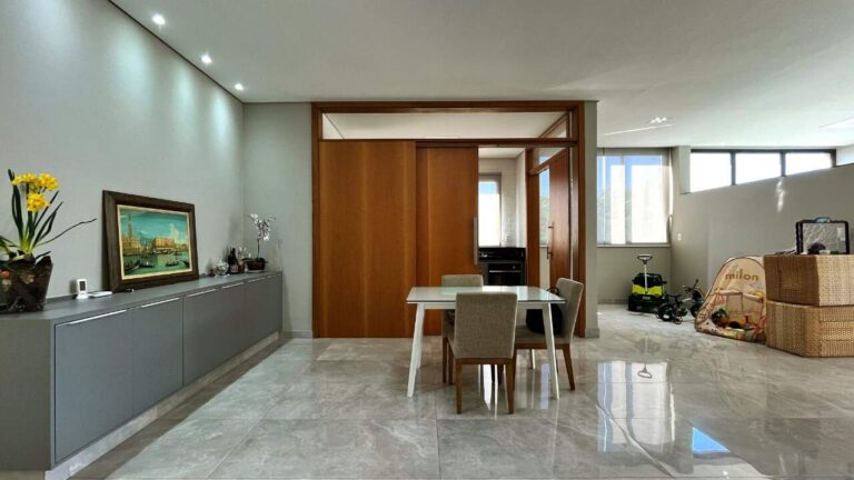 Casa em Condomínio para aluguel no Residencial e Empresarial Alphaville: sala de jantar