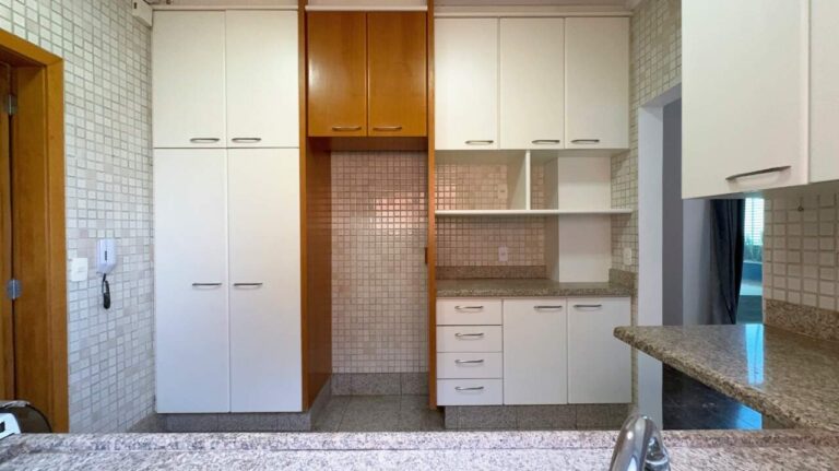 Apartamento Duplex para aluguel no Jardim Irajá: cozinha