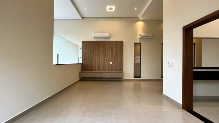 Casa em Condomínio à venda no Residencial e Empresarial Alphaville: living